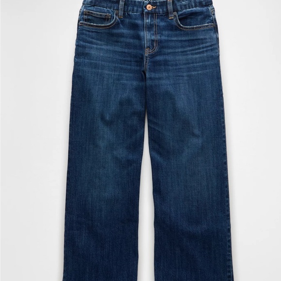 AE Stretch Curvy High-Waisted Stovepipe Jean - Picture 4 of 4